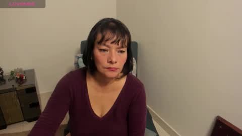 Snapshot of nuit_rose chatting on 01-19-26, 02:37 nuit_rose online show from 01-19-26, 02:37