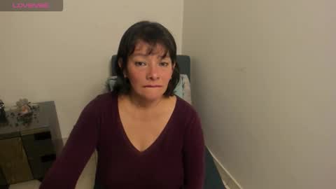 Snapshot of nuit_rose chatting on 02-04-26, 02:28 nuit_rose online show from 02-04-26, 02:28