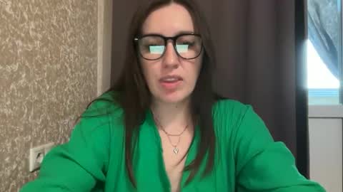 Snapshot of nuitblanche_vibes chatting on 10-23-25, 07:18 nuitblanche_vibes online show from 10-23-25, 07:18