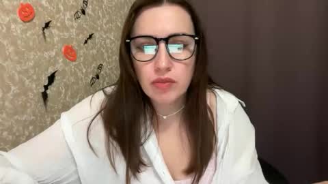 Snapshot of nuitblanche_vibes chatting on 10-24-25, 06:32 nuitblanche_vibes online show from 10-24-25, 06:32