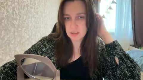 Snapshot of nuitblanche_vibes chatting on 11-10-25, 06:45 nuitblanche_vibes online show from 11-10-25, 06:45