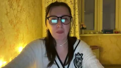 Snapshot of nuitblanche_vibes chatting on 11-17-25, 07:30 nuitblanche_vibes online show from 11-17-25, 07:30