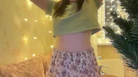 Snapshot of nuitblanche_vibes chatting on 12-03-25, 06:50 nuitblanche_vibes online show from 12-03-25, 06:50