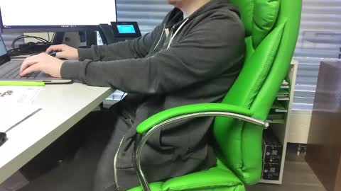 Snapshot of numlove chatting on 03-10-25, 01:10 Slave for Mistress and Master online show from 03-10-25, 01:10