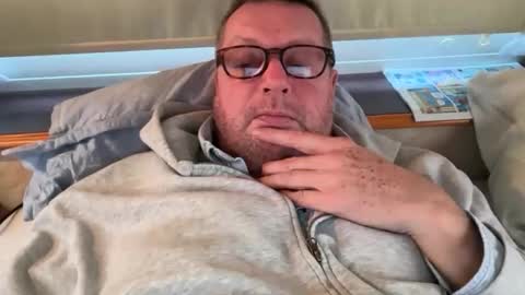 Snapshot of nurod chatting on 01-13-26, 10:42 nurod online show from 01-13-26, 10:42