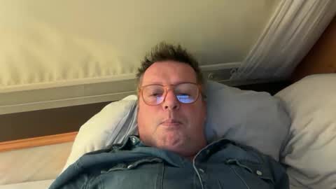 Snapshot of nurod chatting on 03-20-26, 03:44 nurod online show from 03-20-26, 03:44