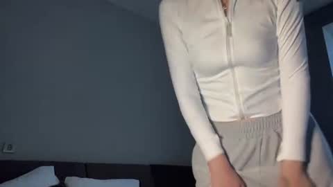 Ema online show from 04-07-26, 09:32