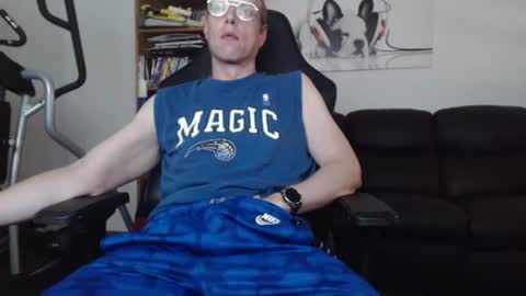 nursefan online show from 07-14-26, 03:40