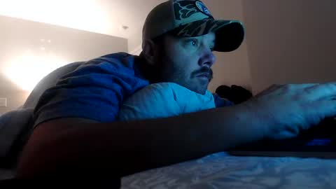 nuttincowboy727272 online show from 02-01-26, 02:48