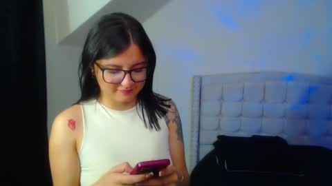Snapshot of nyahmackenzie chatting on 02-26-25, 05:17 NyahMackenzie online show from 02-26-25, 05:17