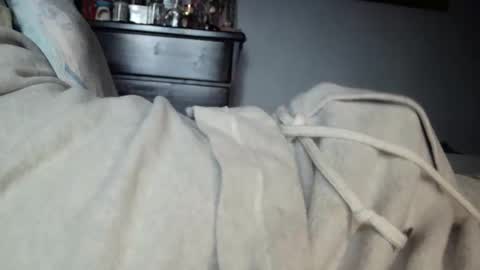 KN online show from 11-30-25, 11:42