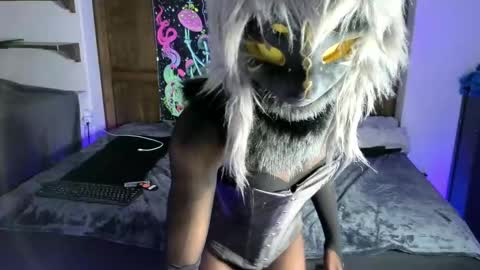 Snapshot of nylongoddessbastet chatting on 09-24-25, 05:38 Bastet online show from 09-24-25, 05:38