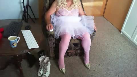 Strumpfhose online show from 10-11-25, 11:31