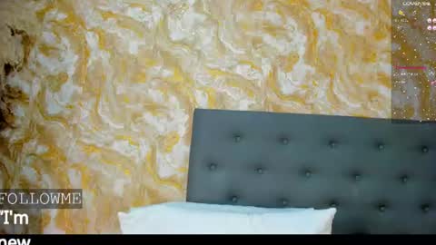 Snapshot of nylonvelvet chatting on 07-19-26, 01:09 MADISON online show from 07-19-26, 01:09