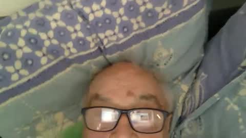 Snapshot of nymouf chatting on 10-12-25, 10:14 nymouf online show from 10-12-25, 10:14