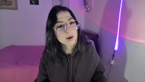 Snapshot of nymph_frida chatting on 01-28-25, 06:16 Frida online show from 01-28-25, 06:16