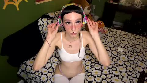 Nymphaea online show from 02-19-25, 12:03