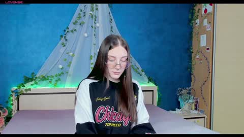 Kat online show from 01-27-25, 07:03