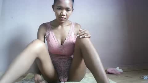 nympholinha online show from 02-24-25, 05:00