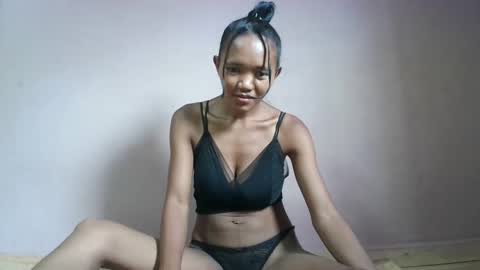 nympholinha online show from 02-24-25, 10:59