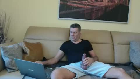 Snapshot of nymphomanboy chatting on 02-19-26, 06:31 Marc online show from 02-19-26, 06:31