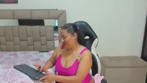nyomi browm online show from 02-16-25, 04:31