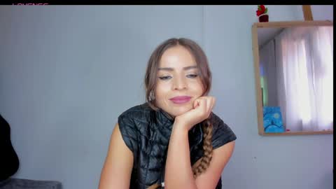 Laura nyu online show from 04-10-26, 06:12