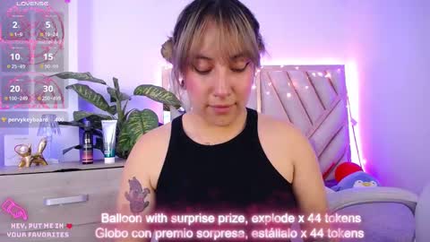 Alex   .    online show from 03-03-25, 09:48