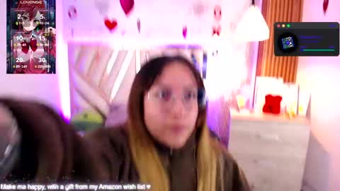 Alex   .    online show from 05-23-26, 06:07