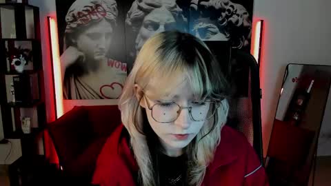 Snapshot of nyxcalderra chatting on 05-22-26, 05:03 Nyx online show from 05-22-26, 05:03