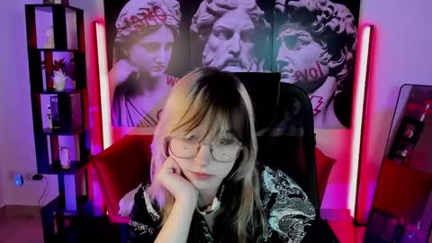 Snapshot of nyxcalderra chatting on 05-28-26, 02:09 Nyx online show from 05-28-26, 02:09