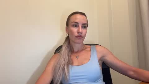 Snapshot of nyxelia_ chatting on 06-24-26, 08:02 Anastasia online show from 06-24-26, 08:02