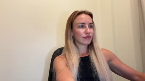 Snapshot of nyxelia_ chatting on 07-01-26, 07:21 Anastasia online show from 07-01-26, 07:21
