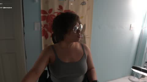 Snapshot of nyxraven chatting on 01-06-25, 03:53 NyxRaven online show from 01-06-25, 03:53