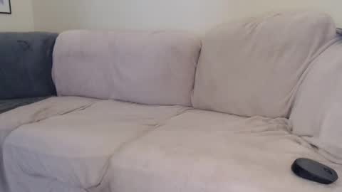 Stef  Derek online show from 12-11-24, 10:06