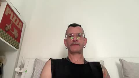 Snapshot of o_johnny_deep_o chatting on 03-01-26, 10:06 Jonathan Deep online show from 03-01-26, 10:06