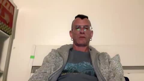 Jonathan Deep online show from 04-05-26, 02:20