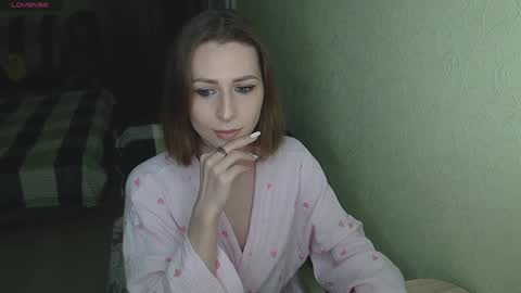 Snapshot of oaklyndobson chatting on 02-02-25, 04:11 Oaklyn online show from 02-02-25, 04:11