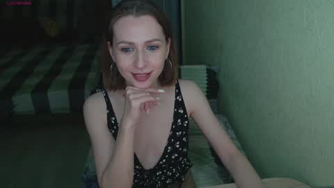Snapshot of oaklyndobson chatting on 02-04-25, 08:17 Oaklyn online show from 02-04-25, 08:17