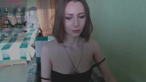 Snapshot of oaklyndobson chatting on 02-09-25, 01:14 Oaklyn online show from 02-09-25, 01:14