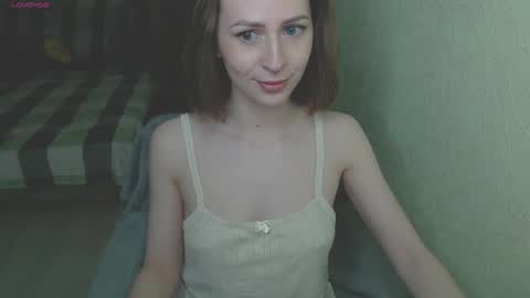 Snapshot of oaklyndobson chatting on 02-18-25, 04:48 Oaklyn online show from 02-18-25, 04:48