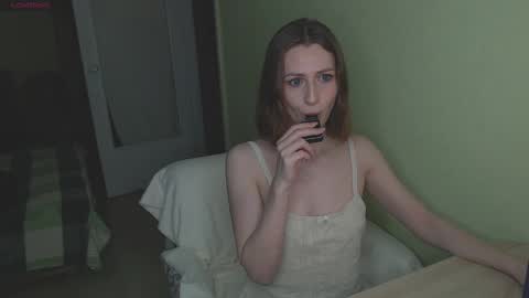 Snapshot of oaklyndobson chatting on 03-03-25, 05:29 Oaklyn online show from 03-03-25, 05:29