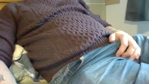 obedient9402 online show from 01-08-25, 09:10