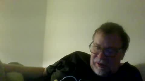 Snapshot of obi_bon chatting on 03-08-25, 06:54 Obi online show from 03-08-25, 06:54