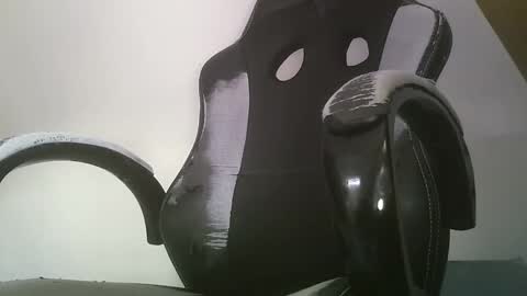 Snapshot of obiwan505 chatting on 03-04-26, 10:54 Obiwan online show from 03-04-26, 10:54