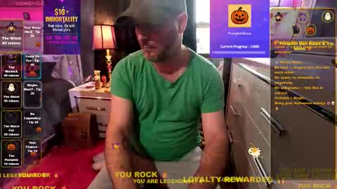 Snapshot of obsidian_stallion chatting on 10-21-25, 08:09 Obsidian stallion online show from 10-21-25, 08:09