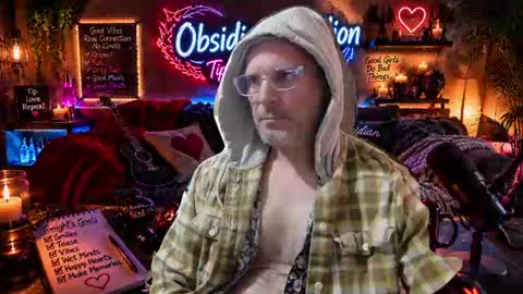 Snapshot of obsidian_stallion chatting on 07-27-26, 02:18 Obsidian stallion online show from 07-27-26, 02:18