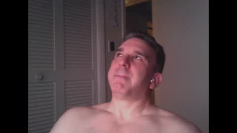 Snapshot of oceanmanx chatting on 04-21-26, 02:48 Ocean online show from 04-21-26, 02:48