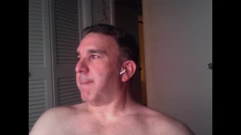 Snapshot of oceanmanx chatting on 05-04-26, 03:46 Ocean online show from 05-04-26, 03:46