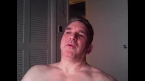 Snapshot of oceanmanx chatting on 05-24-26, 04:17 Ocean online show from 05-24-26, 04:17